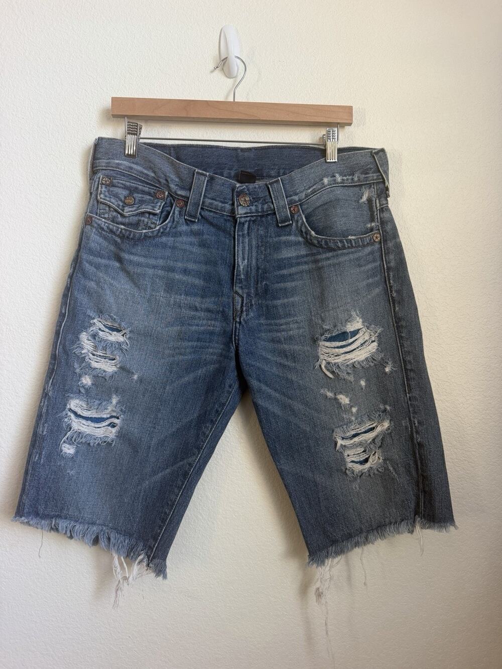 True Religion Ricky Relaxed Medium Wash Denim Jean Shorts Men's Size 33 Blue